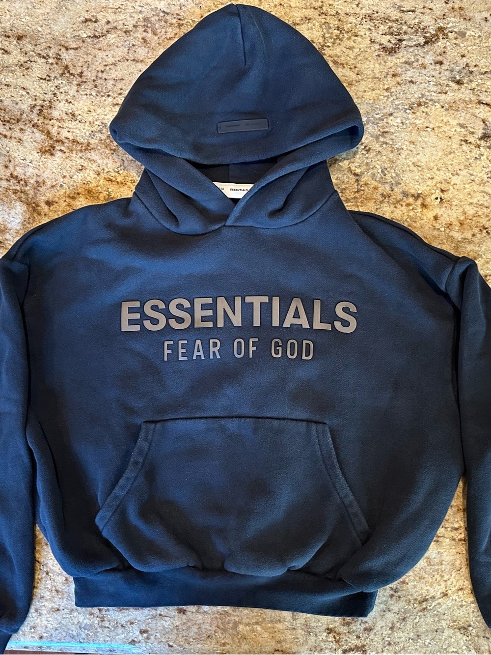 Essentials Fear of God Crop Black Pullover Hoodie